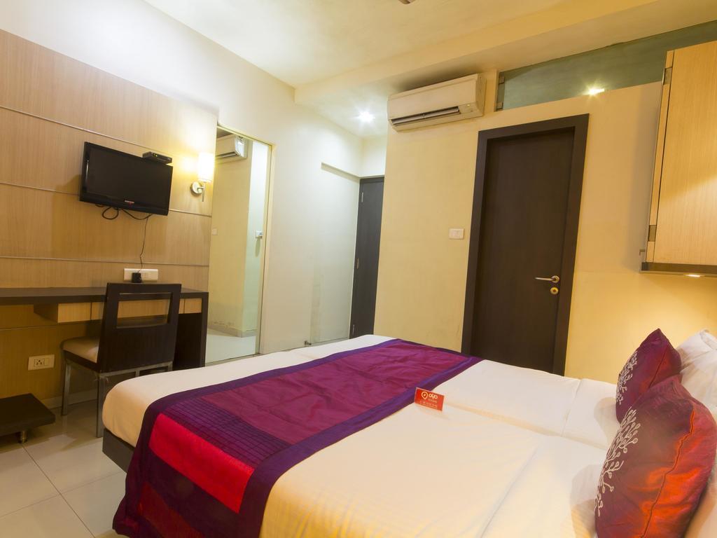 Hotel Monarch Guestline In Midc Rabale, Navi Mumbai Eksteriør bilde
