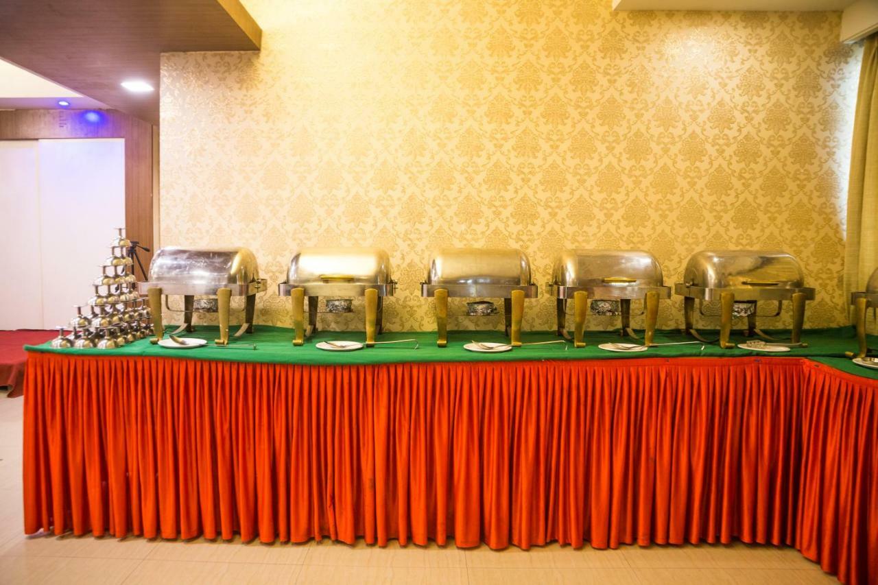 Hotel Monarch Guestline In Midc Rabale, Navi Mumbai Eksteriør bilde